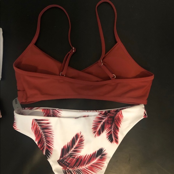 Lot of 2 - Brand new never worn SHEIN bikinis SZ S - Picture 2 of 7